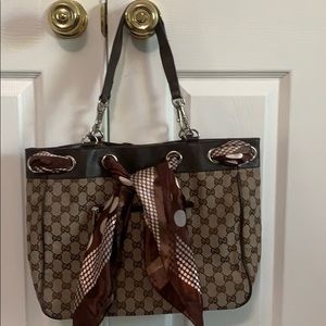 gucci positano scarf tote-NOT USED